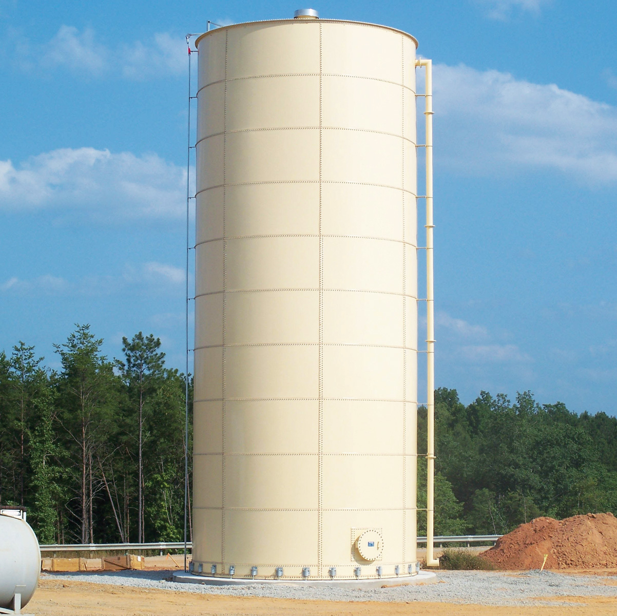 Media | Liquid Storage Tanks | Tank Connection