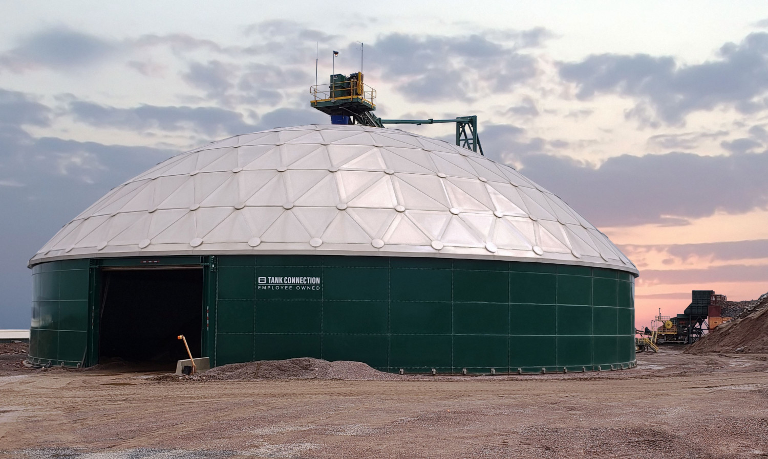 Dry Bulk Storage Tank And Dome